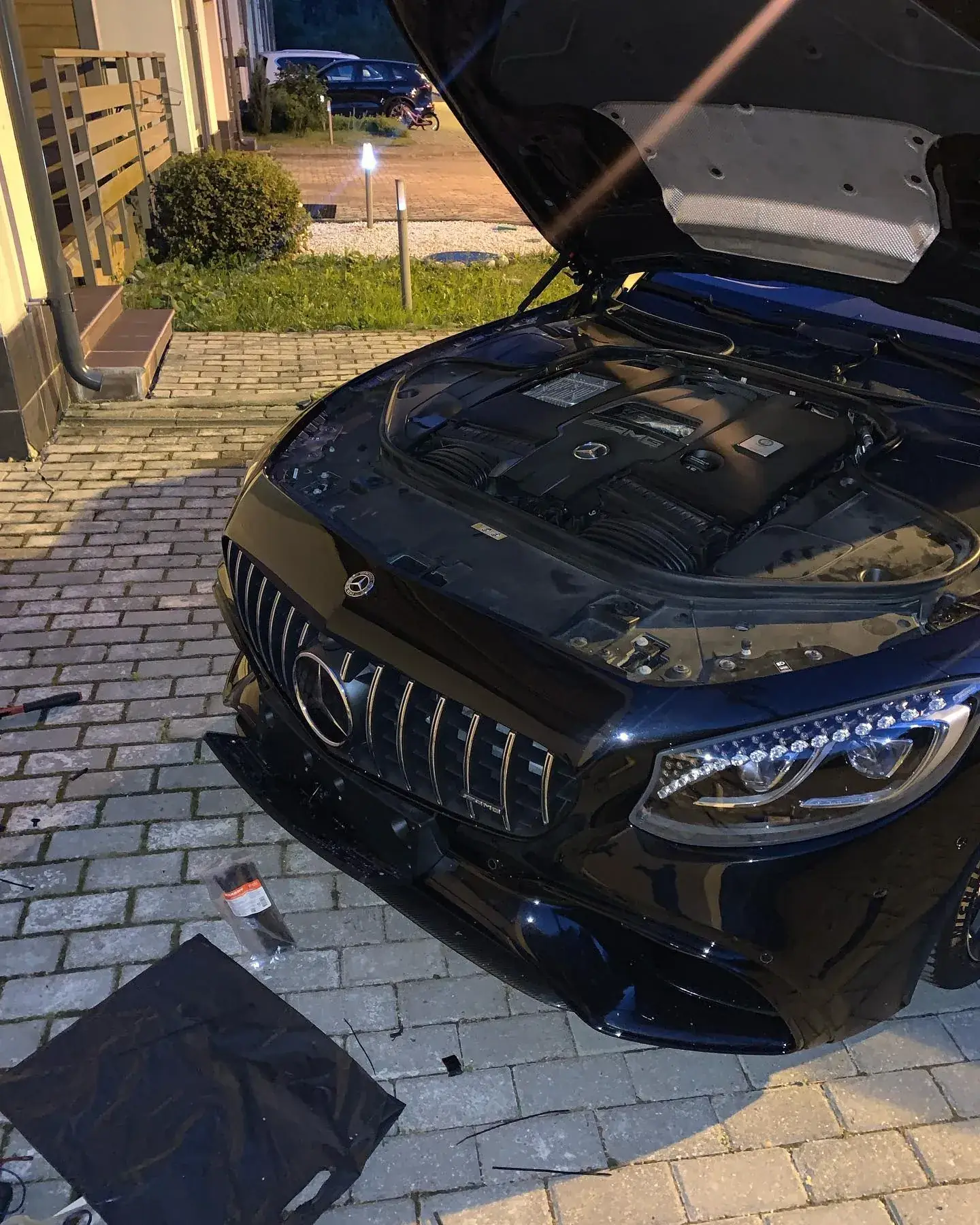 Mercedes-AMG GT — ночная установка